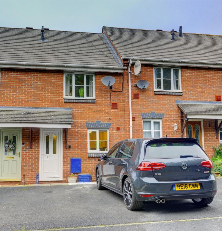 Modern 2 Bed House Sleeps 6 Southam Town Centre - Inspire Homes Ltd 外观 照片