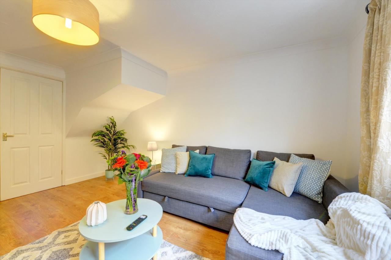 Modern 2 Bed House Sleeps 6 Southam Town Centre - Inspire Homes Ltd 外观 照片
