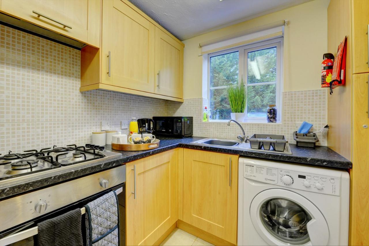 Modern 2 Bed House Sleeps 6 Southam Town Centre - Inspire Homes Ltd 外观 照片